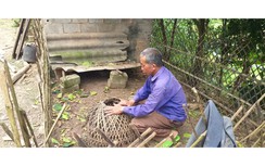 Cơ cực cảnh cha già mất con trai trụ cột vì tai nạn giao thông