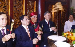 Thủ tướng Phạm Minh Chính dâng hương ngày Giỗ Tổ Hùng Vương