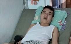 Từ trụ cột gia đình thành phế nhân sau tai nạn