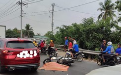 Thanh niên đi xe máy tử vong sau va chạm ô tô tải