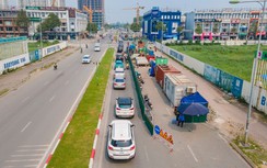 Cận cảnh loạt lô cốt trên đường Vũ Trọng Khánh thi công trở lại