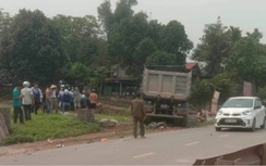 Không nhường đường cho xe đầu kéo, nam sinh tử vong