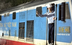 Vỡ òa cảm xúc thời khắc thông hầm đường sắt Đèo Cả