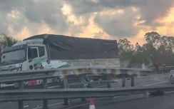 Tai nạn liên hoàn trên cao tốc Trung Lương - Mỹ Thuận, một người nước ngoài tử vong