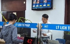 Hết cảnh xếp hàng, hơn 800 hồ sơ lý lịch tư pháp đã được cấp thành công qua VNeID