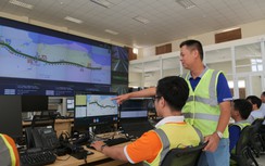 Cận cảnh "mắt thần" giám sát giao thông trên cao tốc Cam Lâm - Vĩnh Hảo