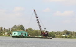 Bộ trưởng GTVT đề nghị Vĩnh Long sớm khai thác 3 mỏ cát phục vụ cao tốc