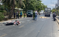 Bản tin TNGT 23/4: Thêm một vụ tai nạn thương tâm do mở cửa xe bất cẩn