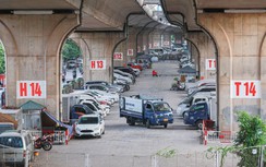 Hà Nội kiến nghị sử dụng lòng đường, gầm cầu cạn trông giữ ô tô
