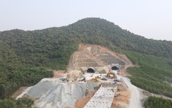 Thông hầm đường bộ cao tốc dài nhất qua Hà Tĩnh trong tháng 5