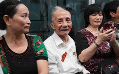 Những vị khách đặc biệt trải nghiệm metro Bến Thành - Suối Tiên