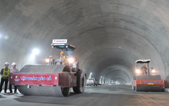 Kỳ tích 900 ngày đào hầm xuyên núi Vung trên cao tốc Cam Lâm - Vĩnh Hảo