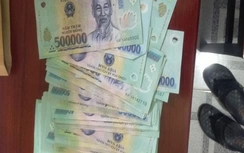 Người làm công mở két sắt trộm tài sản của chủ