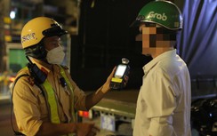 "Nhậu 4 lon mừng lễ", tài xế công nghệ bị phạt 7 triệu, tước bằng 23 tháng