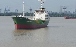 Vận chuyển hàng nguy hiểm bằng đường thủy nội địa, thuyền viên phải đáp ứng điều kiện gì?