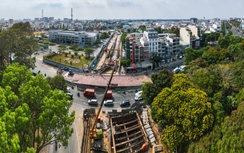 Cận cảnh cầu vượt tạm sắp đưa vào sử dụng ở cửa ngõ sân bay Tân Sơn Nhất