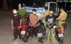 Lào Cai: Xử lý 3 đối tượng đi xe máy tốc độ cao, thông chốt CSGT