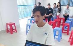 Tiền Giang: Giám sát thi sát hạch lái xe qua căn cước công dân gắn chíp