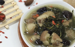 Loại rau quê cực bổ dưỡng, nhiều người không biết đem vứt bỏ phần gốc "thần dược"
