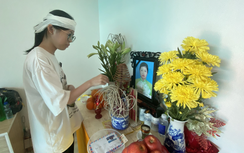 Nỗi đau bé gái mất mẹ vì tai nạn giao thông