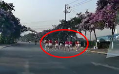 Thản nhiên bật loa kéo nhảy múa giữa đường có bị xử phạt?