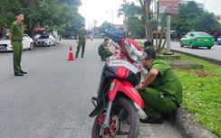 Hải Phòng: Cho cháu tiền mua xe máy, bà ngoại bị khởi tố