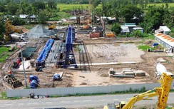 Các gói thầu xây lắp cao tốc trục ngang qua Cần Thơ thi công thế nào sau khi có cát?
