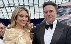 Eileen Gu hội ngộ tỷ phú Elon Musk trong bộ đầm của nhà thiết kế Việt Nam