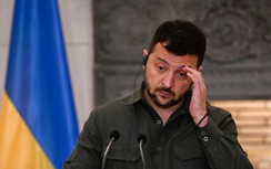 Vì sao ông Zelensky vẫn giữ vai trò Tổng thống Ukraine dù đã hết nhiệm kỳ?