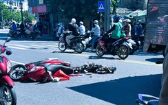 Va chạm xe tải cùng chiều, một phụ nữ ở Huế tử vong