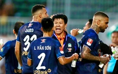 Sau chuỗi trận khiến cả V-League trầm trồ, HAGL lại đối diện mùa giải thảm họa