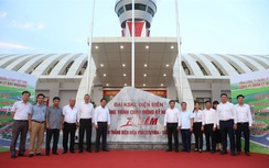 Bộ trưởng Nguyễn Văn Thắng gắn biển công trình kỷ niệm 70 năm Chiến thắng Điện Biên Phủ