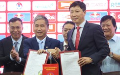 Báo Hàn Quốc lo nhân vật đặc biệt này sẽ khiến HLV Kim Sang-sik gặp khó tại Việt Nam