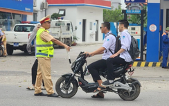 Đề nghị xử nghiêm người giao xe cho trẻ em chưa đủ tuổi điều khiển