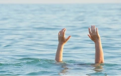 Rủ nhau đi tắm hồ sau khi thi, một học sinh cấp 2 đuối nước tử vong