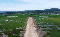 Bị “tuýt còi”, doanh nghiệp vẫn ngang nhiên san lấp mặt bằng khi chưa được giao đất