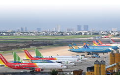 Truy nguyên nhân giá vé máy bay nội địa tăng cao