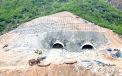 Những mét hầm đầu tiên trên cao tốc Khánh Hòa - Buôn Ma Thuột