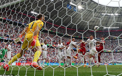 Kết quả bóng đá Slovenia vs Serbia: Vỡ òa phút bù giờ