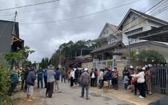 Nhà cháy khi mẹ khóa cửa đi mua sữa, 3 con tử vong