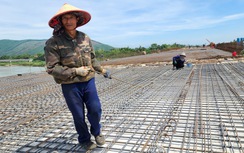 Ngắm cầu trăm tỷ dài nhất cao tốc Quảng Ngãi - Hoài Nhơn vừa hợp long