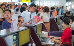 Giá vé máy bay tiếp tục "hạ nhiệt"