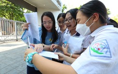 Sáng nay, hơn 100 nghìn sĩ tử Hà Nội làm thủ tục thi vào lớp 10