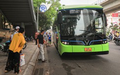 Chuyên gia nói về kịch bản xanh hóa xe buýt ở Hà Nội