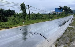 Hà Giang: Xuất hiện vết nứt lớn trên quốc lộ 2
