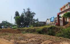 Quảng Ngãi: Đường hơn 9km làm 10 năm chưa xong