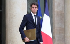 Ông Macron bất ngờ đồng ý cho Thủ tướng trẻ nhất lịch sử Pháp từ chức