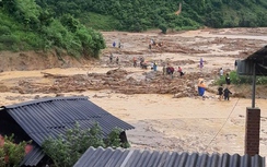 7 người chết và mất tích, hơn 100 ngôi nhà bị ảnh hưởng do lũ quét ở Điện Biên