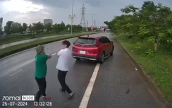 Vĩnh Phúc: Trưởng phòng nội vụ huyện là tài xế điều khiển ô tô đánh võng, gây hấn?