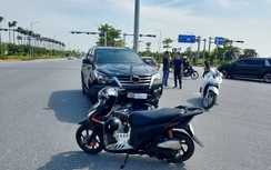 Va chạm với ô tô lúc sang đường, người đàn ông đi xe máy tử vong tại chỗ
